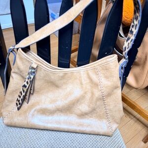 Stylish Tan Shoulder Bag